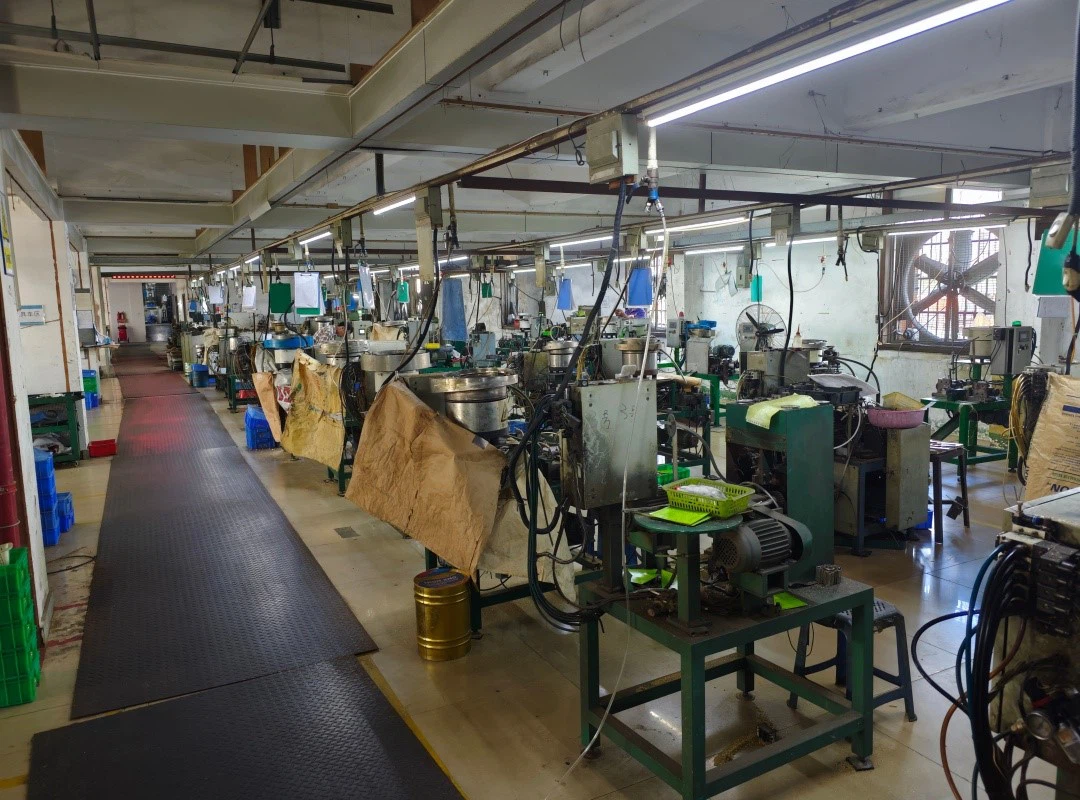 1e2cb10a-c4b8-45a9-b66a-ab3f3d7f3728 1e2cb10a-c4b8-45a9-b66a-ab3f3d7f3728